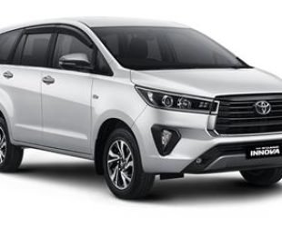 20201015102234_2021-Toyota-Innova-Crysta-facelift-white-studio